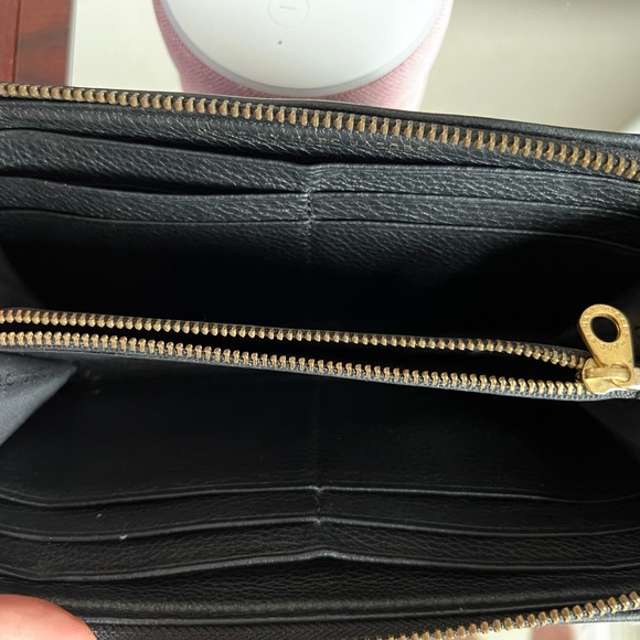 Marc Jacobs wallet - Picture 4 of 4